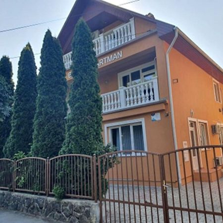 Birta Apartman Hajduszoboszlo Exterior foto