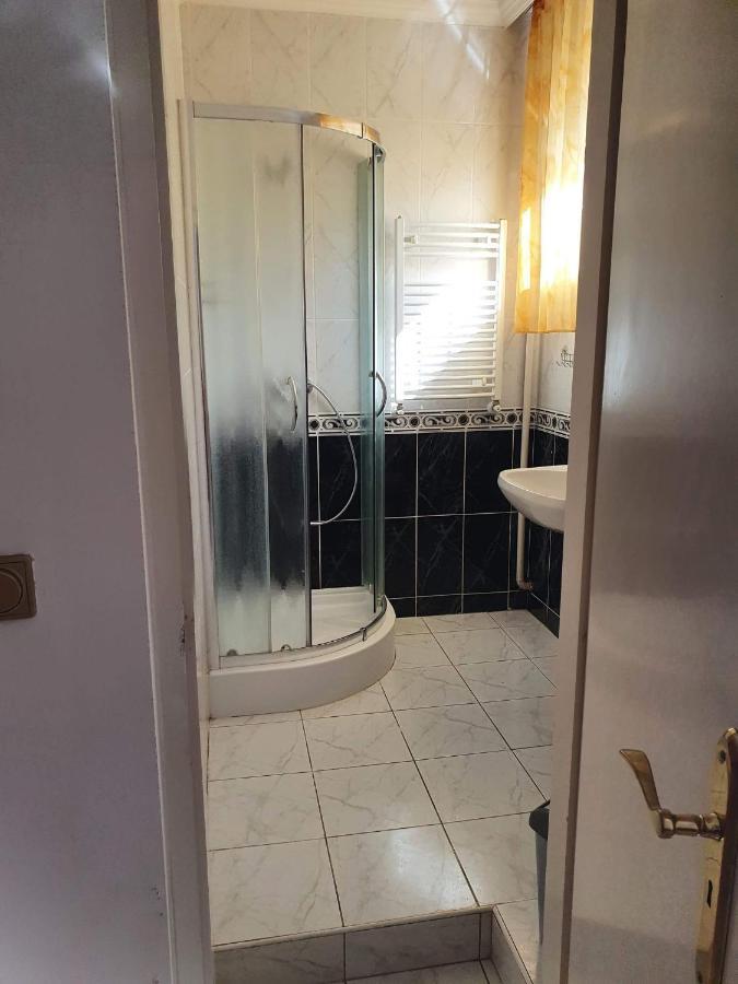 Birta Apartman Hajduszoboszlo Exterior foto