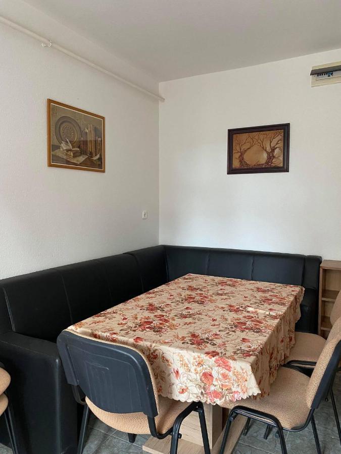 Birta Apartman Hajduszoboszlo Exterior foto