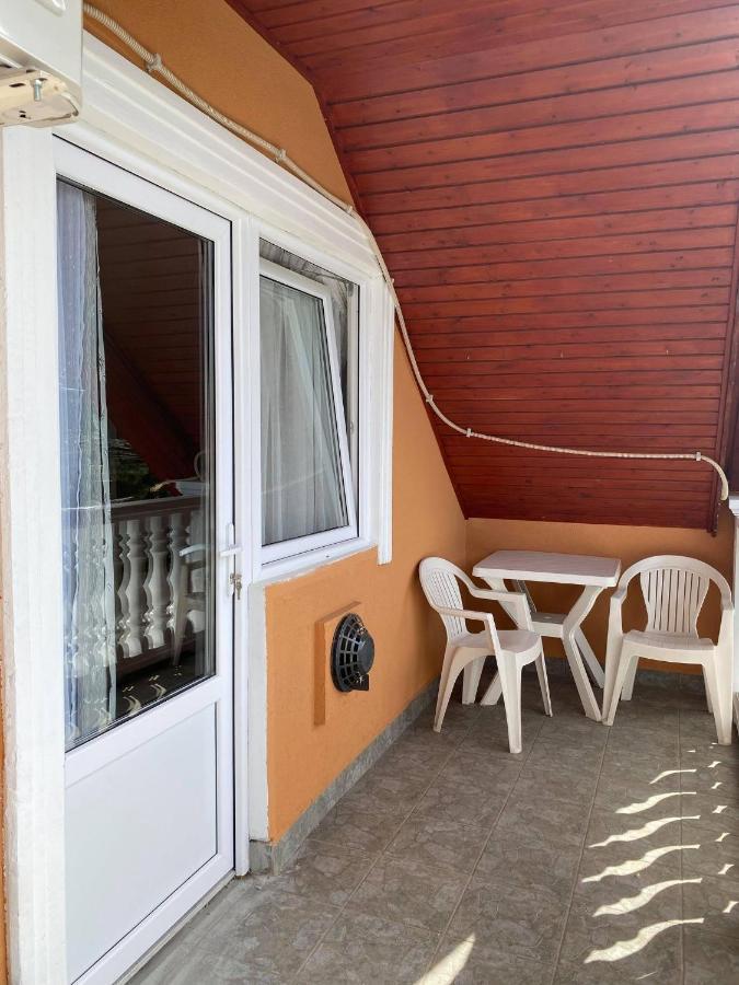Birta Apartman Hajduszoboszlo Exterior foto