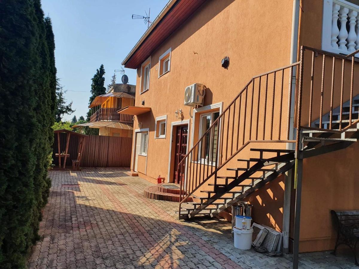 Birta Apartman Hajduszoboszlo Exterior foto
