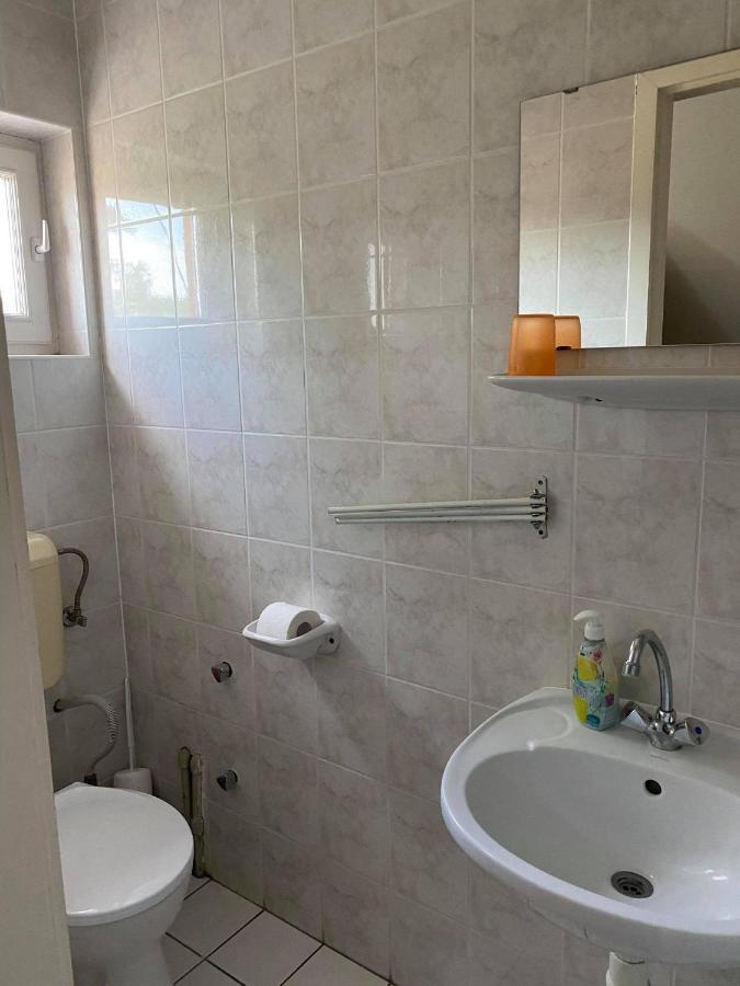 Birta Apartman Hajduszoboszlo Exterior foto