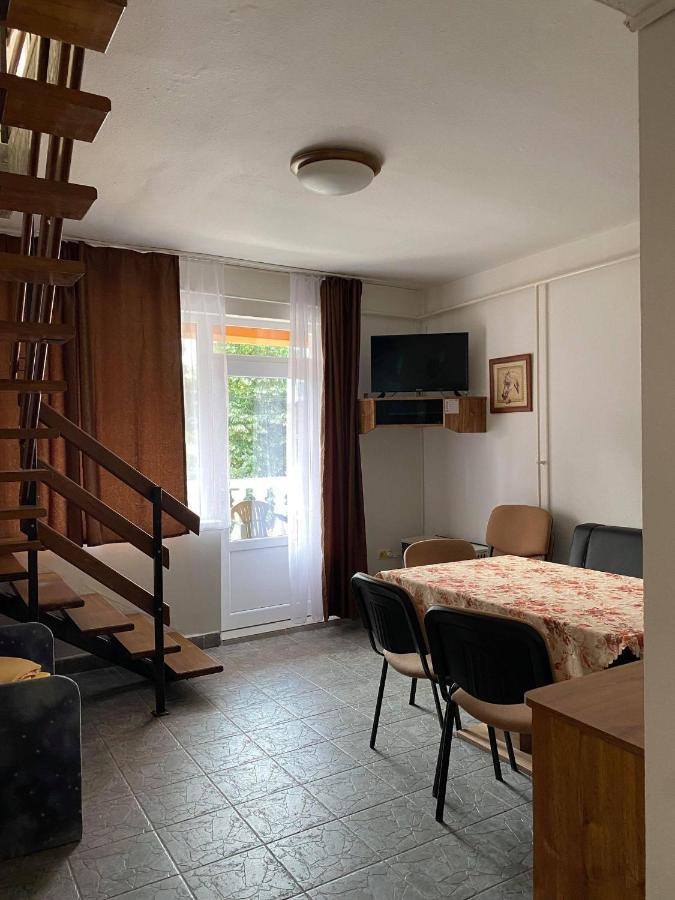 Birta Apartman Hajduszoboszlo Exterior foto